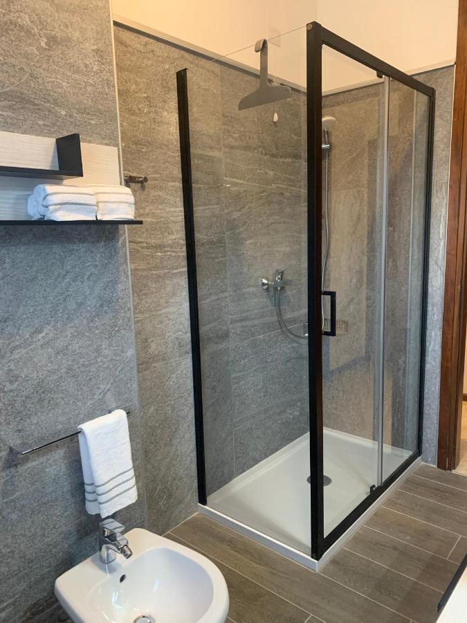 Lario Promenade: Family Friendly Apartment In Комо Екстериор снимка